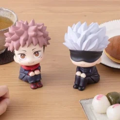Anime Jujutsu Line Kojo Yuji Mutual Aid Satoru QVer Gacha Mini-PVC-Figurenmodell
