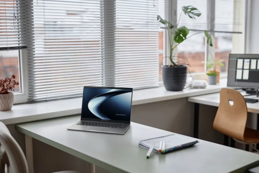 ASUS ExpertBook PM3 14