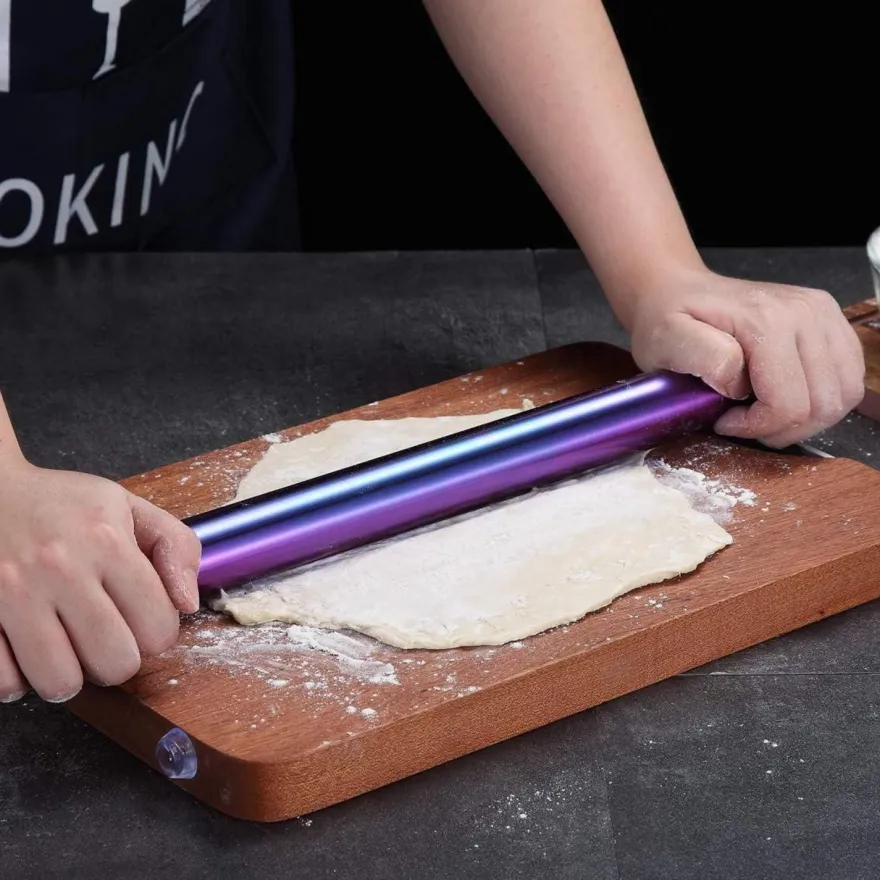 Berglander Teigroller 42cm aus Edelstahl mit Regenbogen Titanbeschichtung für