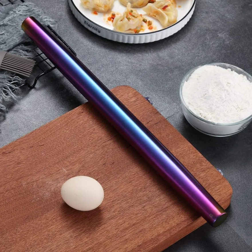 Berglander Teigroller 42cm aus Edelstahl mit Regenbogen Titanbeschichtung für