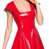 Black Level Minikleid in Rot mit Karree-Ausschnitt und Spitzenrüschen