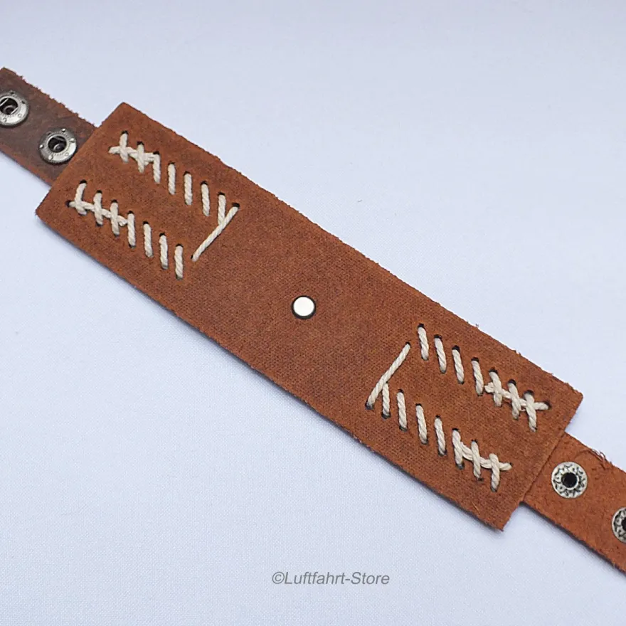Breites Leder-Armband, Eisernes Kreuz, Biker, Vintage, Braun Art.-Nr. 90020