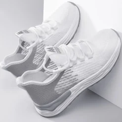 Damen Turnschuhe Gittergewebe Laufschuh Frauen Slip Gehen Sport Sportschuhe