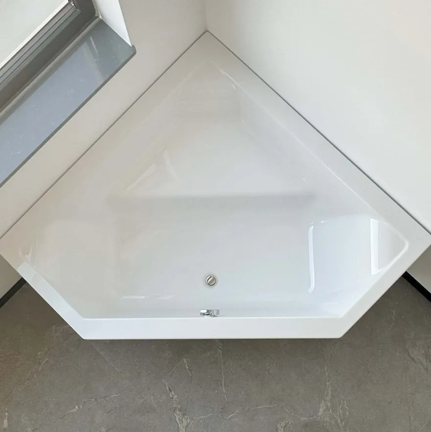 ECOLAM Badewanne 140x140 Irma Acrylwanne Eckwanne Wanne Schürze Siphon Viega GRATIS