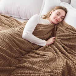 EMME Kuscheldecke 200x230cm, Flauschige Fleecedecke mit 3D-Touch-Erlebnis, Braun