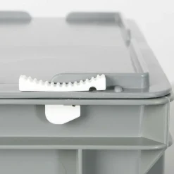 4 Eurobehälter/ Deckelboxen mit Deckel, 11 Liter, LxBxH 400x300x130 mm, grau, PP