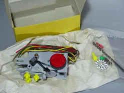 Faller AMS H0 4733 Beschrankter Bahnübergang AMS-Version Elektro-Modell 60er NEU OVP