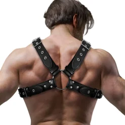 Fetish Submissive Attitude Brustharness aus Ökoleder mit Nieten