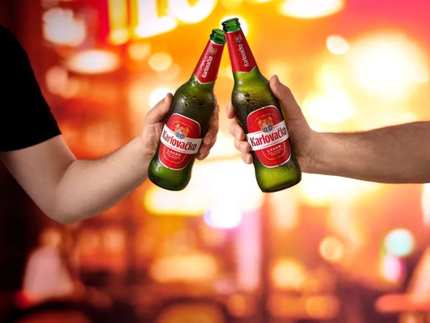 24 Flaschen Karlovacko Bier aus Kroatien