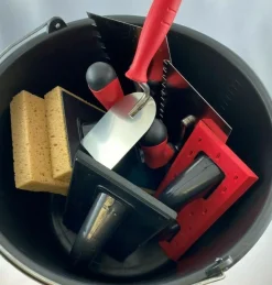 Fliesen Fugbox 8 teilig Fliesenleger Zahnkellen Handwerkerset Baueimerset CT02 8