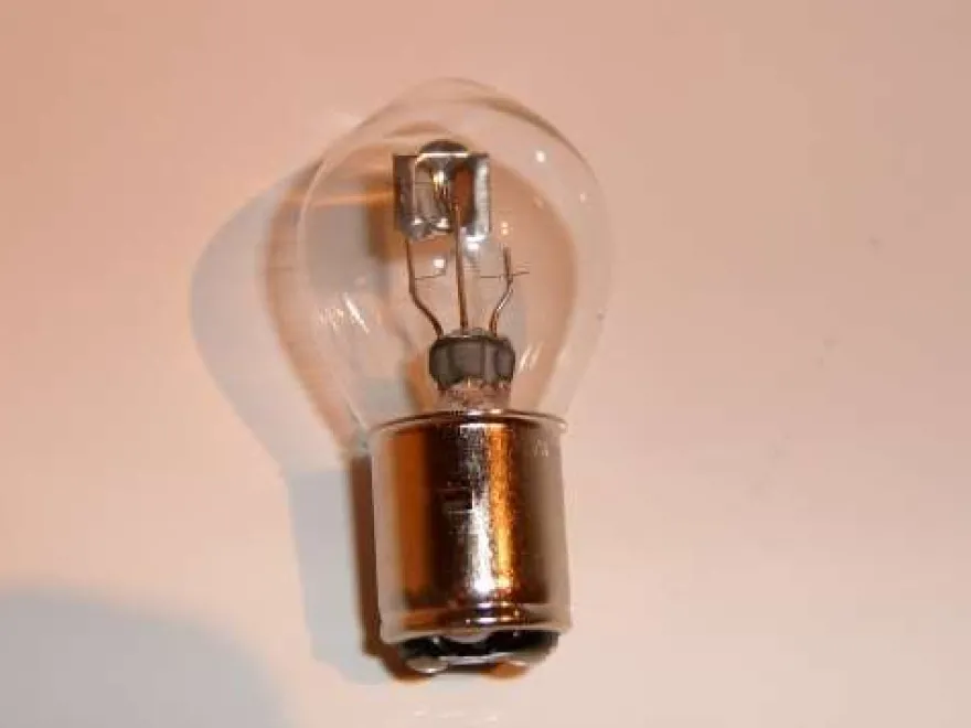 Glühlampe 6V, BA20D