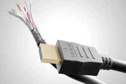 goobay High Speed HDMI 270° Kabel mit Ethernet vergoldet schwarz 5 m (Bulk)