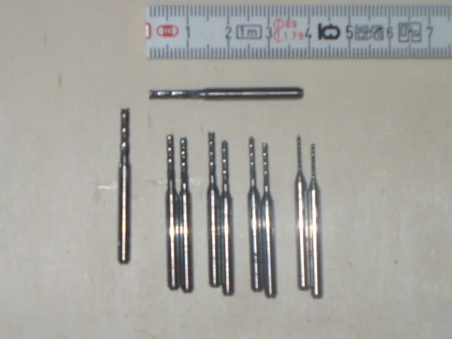 10 Hartmetallfräser Sortiment (1,2 - 2,4 mm) spiralverzahnt