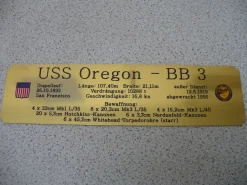 Hohes Namensschild mit zusätzlichen Daten für Modellständer - USS Oregon