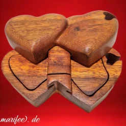 Holzbox Herzen aus Hartholz, mit Geheimfach, Schmuckdose Art.-Nr. 12455