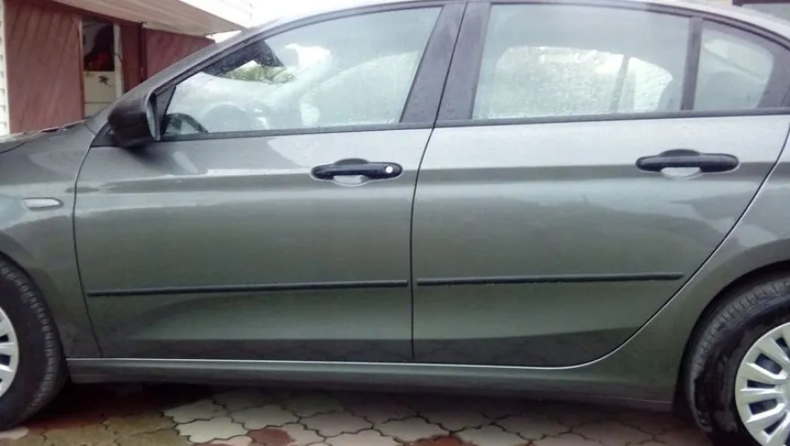Hyundai i30 II Premium Protect Matte Schwarze Türschutzleisten von Martig