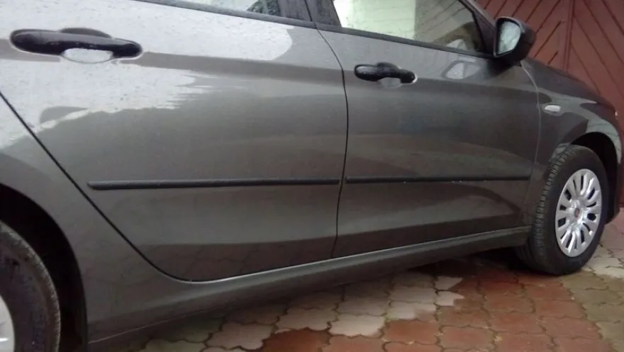 Hyundai i30 II Premium Protect Matte Schwarze Türschutzleisten von Martig