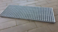 Industrie Gitterrost 1200x400 mm, MW 30/30 mm, Tragstab 30/3 mm