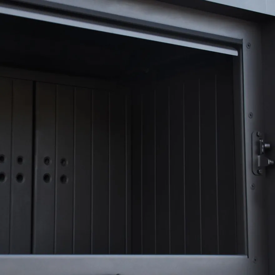 Kamineinsatz aus Stahl KRATKI MBA rechts 17 kW Ø 200 mit Schiebetür gebogenes Glas