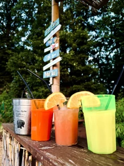 Kunststoff Mehrwegbecher Cocktailbecher bruchfest PC rot - Made in Germany