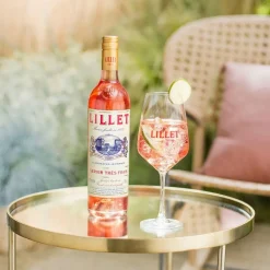 Lillet Geschenkset - Rose Aperitiv de France + 2 Schweppes Wild Berry 1L