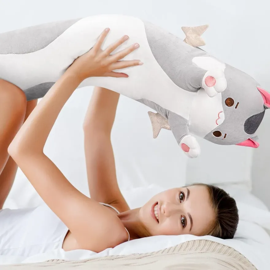 Mewaii 130CM Kawaii Katzen Plüschtier Kissen Grau - Kuscheliges Stofftier für