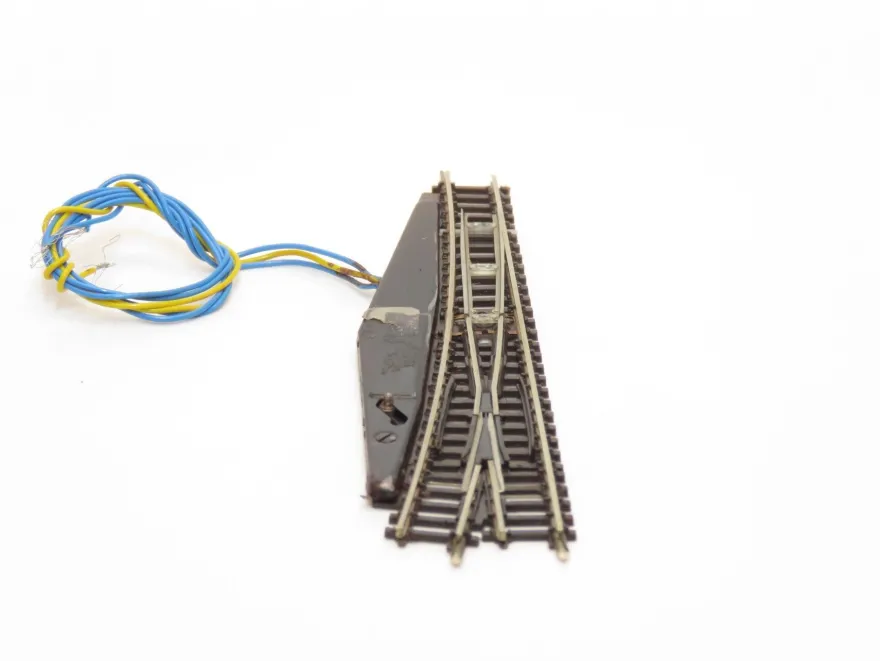 Märklin mini-club 8563 - rechte elektrische Weiche - Spur Z - 1:220 - Nr. 37