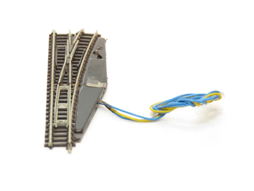 Märklin mini-club 8563 - rechte elektrische Weiche - Spur Z - 1:220 - Nr. 37