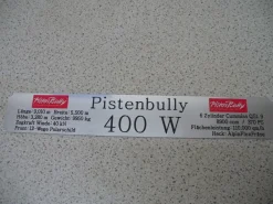 Namensschild für Modellständer mit Daten - Pistenbully 600 E + W