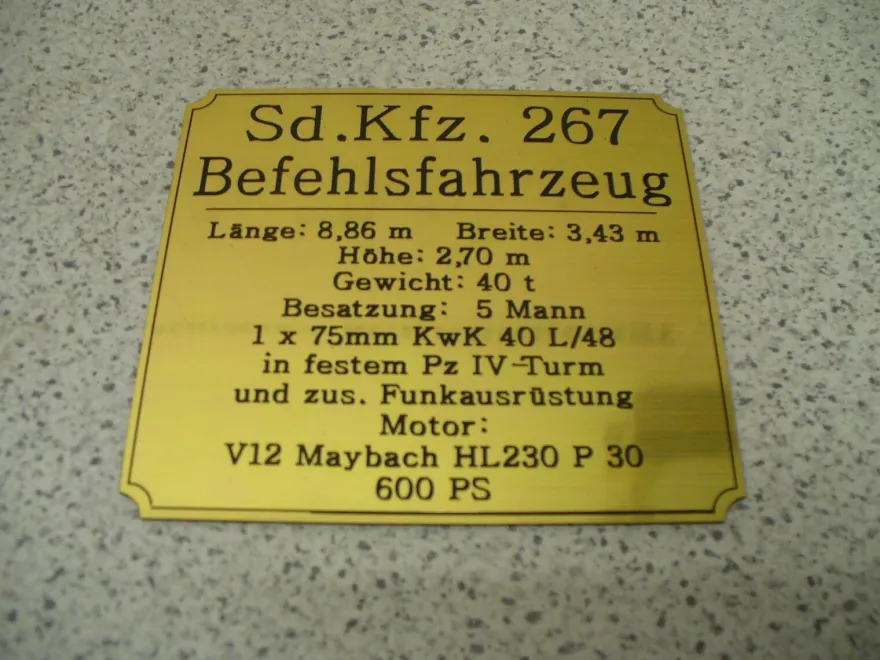 Namensschild für Modellständer oder Diorama - Befehlsfahrzeug