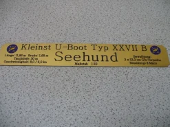 Namensschild für Modellständer mit Daten - Kleinst-U-Boot Seehund (oder Biber)