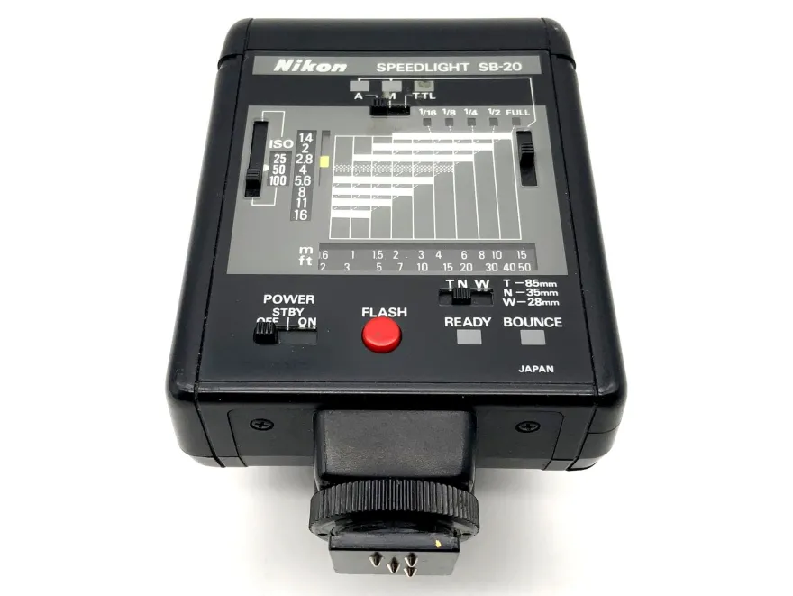 Nikon Speedlight SB-20 Blitzgerät Kamera Blitz Aufsteckblitz Flash Licht