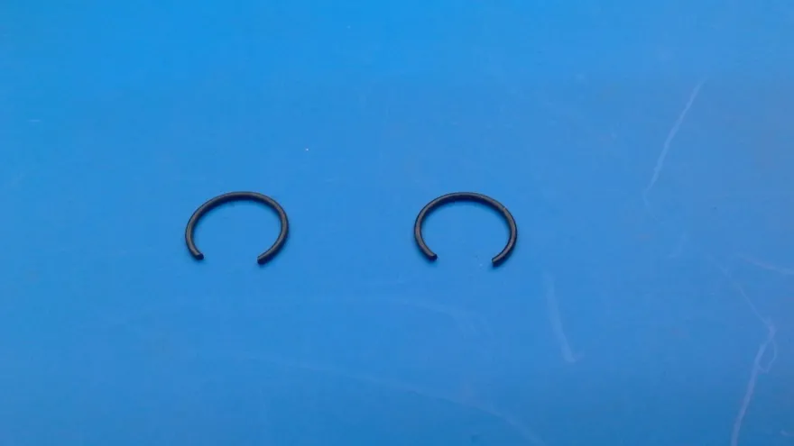 Original Zenoah Clips für Kolbenbolzen von Zenoah G 240 RC
