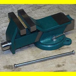 Parallel - Schraubstock drehbar - Backenbreite 100 mm Spannweite 110 mm - mit Amboss