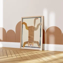Poster Kinderzimmer Tier · Gepunkteter Leopard Kopfstand · Lustiges Wandbild