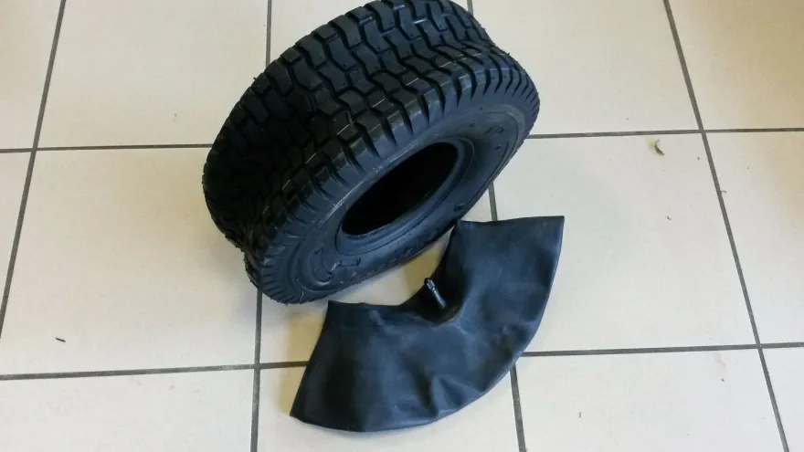 1 Reifen PR4 18x9.50-8 + Schlauch 4PR f. Rasentraktor Aufsitzmäher