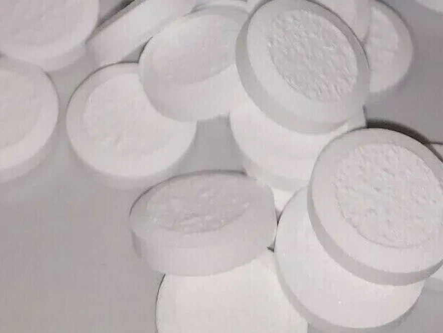 30 Reinigungstabletten 1,2g + 15 Entkalker Tabs 16g für Kaffeevollautomaten