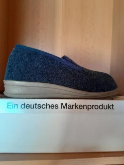 Schawos Damen Pantoffel Filz m. Schurwolle (Mod.7070-24) - Marine Gr 37-38 u.40 NEU