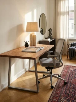 Schreibtisch TARN Akazie Massivholz Baumkante Homeoffice Trapezbeine 120-200 cm