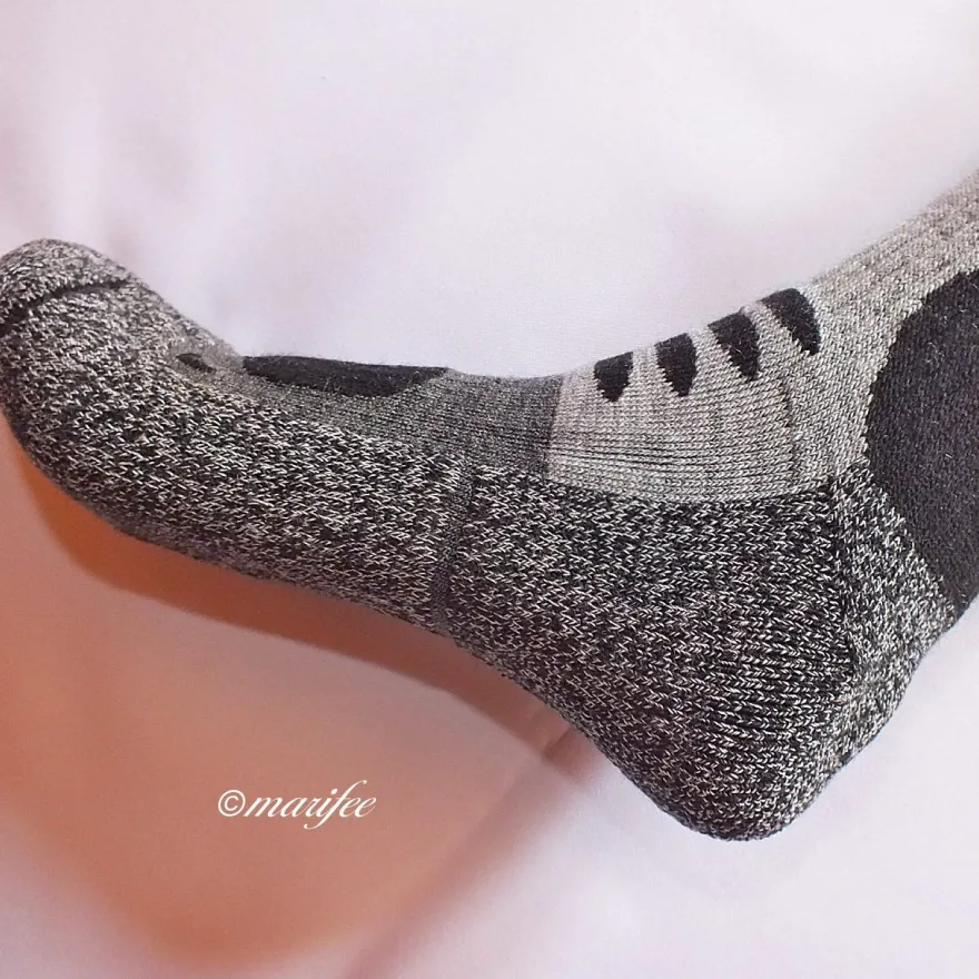 Ski & Snowboard Socken Grösse 39-42 mit weich gepolsterten Protektoren Art.-Nr. 14098
