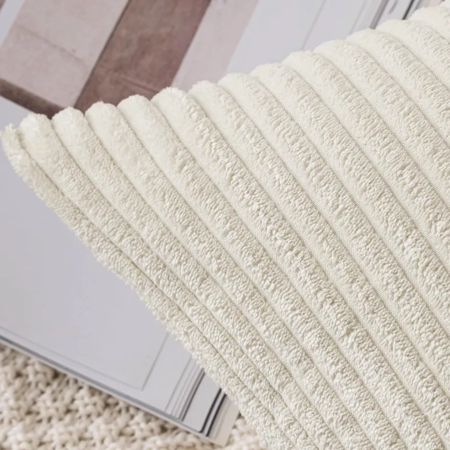Slozzi 2er Set Kordsamt Kissenbezüge Beige 45x45cm - Weich und Dekorativ für
