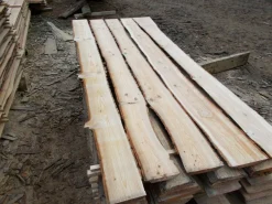 Sonderposten 20St Douglasie unbesäumt Bretter Regal Zaun Schwarten 14-25x2,3x240