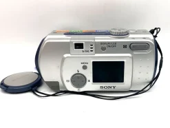 Sony Cyber-Shot DSC-P50 Digitale Kompaktkamera Optical 3x f=6.4-19.2mm 1:3.8