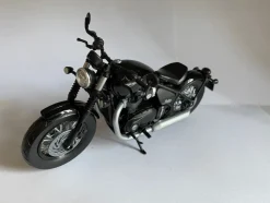 Triumph Bonneville Bobber schwarz, Welly Motorrad Modell 1:12