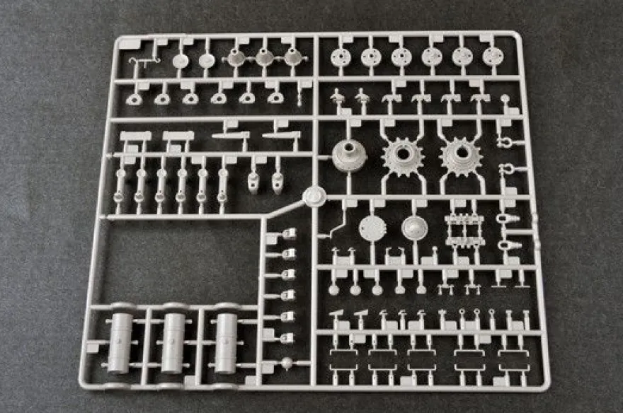 Trumpeter Soviet JS-2 Heavy Tank 9365588 in 1:35 Trumpeter 5588 05588