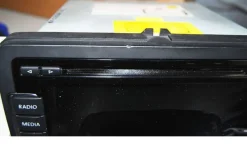 VW Radio RCD510 RCD 510 mit MP3 Wechsler + SD Slot Rückfahrkameraeingang 1K0035188F